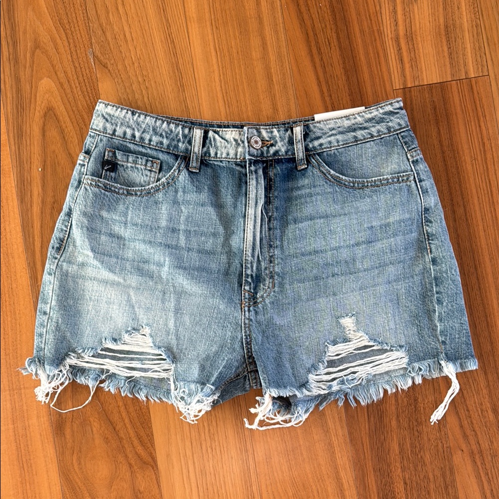 Nwt Vici Denim Distressed Women Shorts